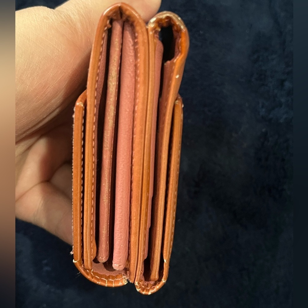 Chanel Vintage 2000-2002 Compact Wallet - Picture 10 of 15